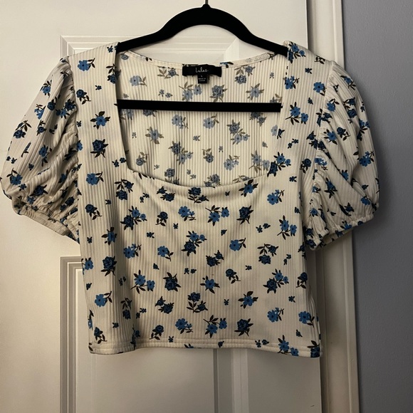 Lulus Floral Crop Top - Picture 1 of 4